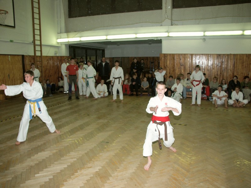 mb031215009.jpg