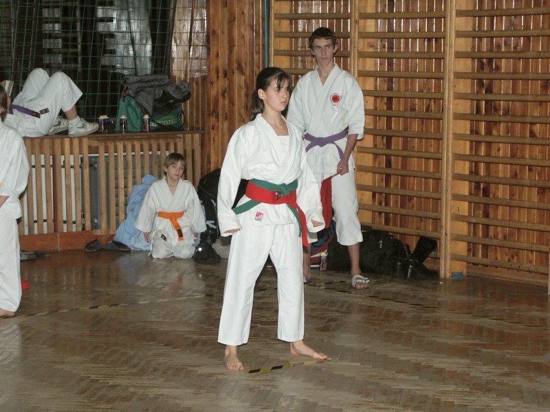 mb031215033.jpg