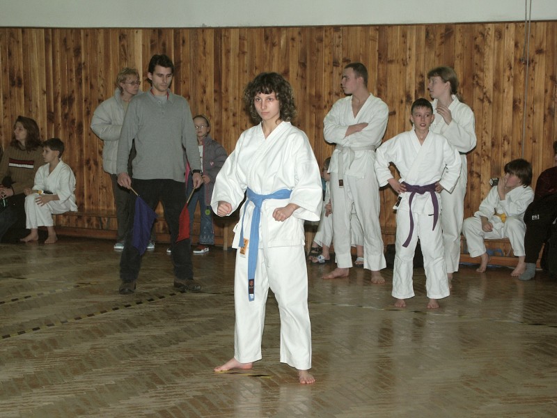mb031215041.jpg