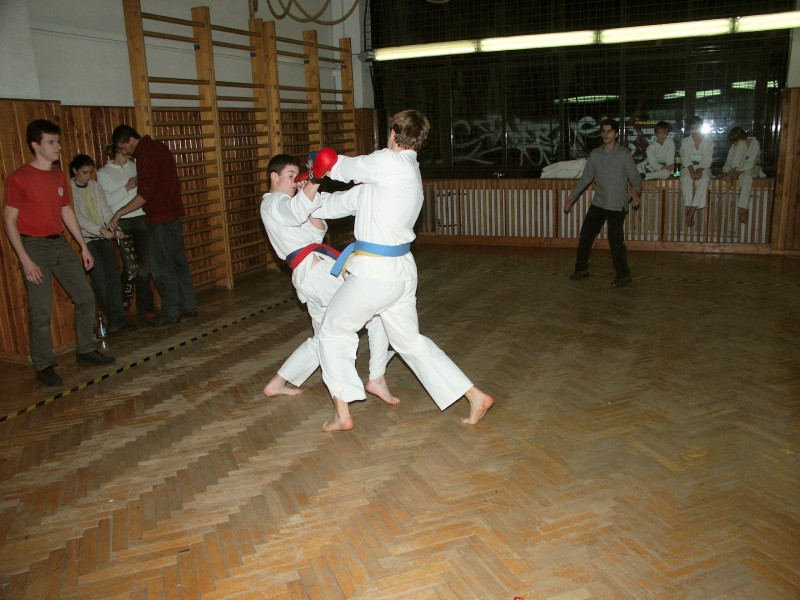 mb031215102.jpg
