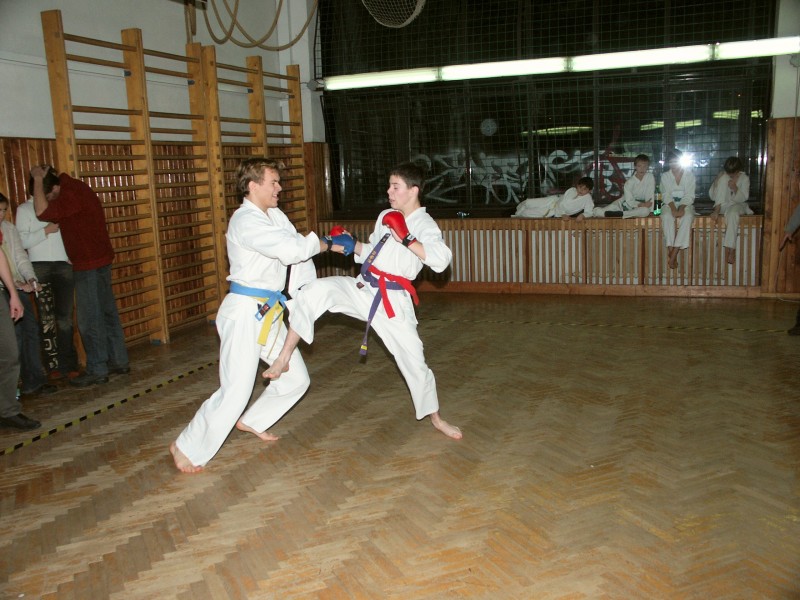 mb031215103.jpg